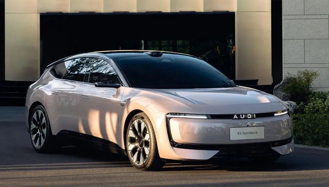奥迪 E5 Sportback：豪华品牌电动智能反击第一车