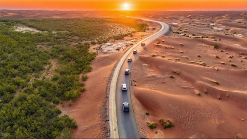 福特探险者硬核穿越“死亡之海”，“公路之王”巅峰性能的终极验证